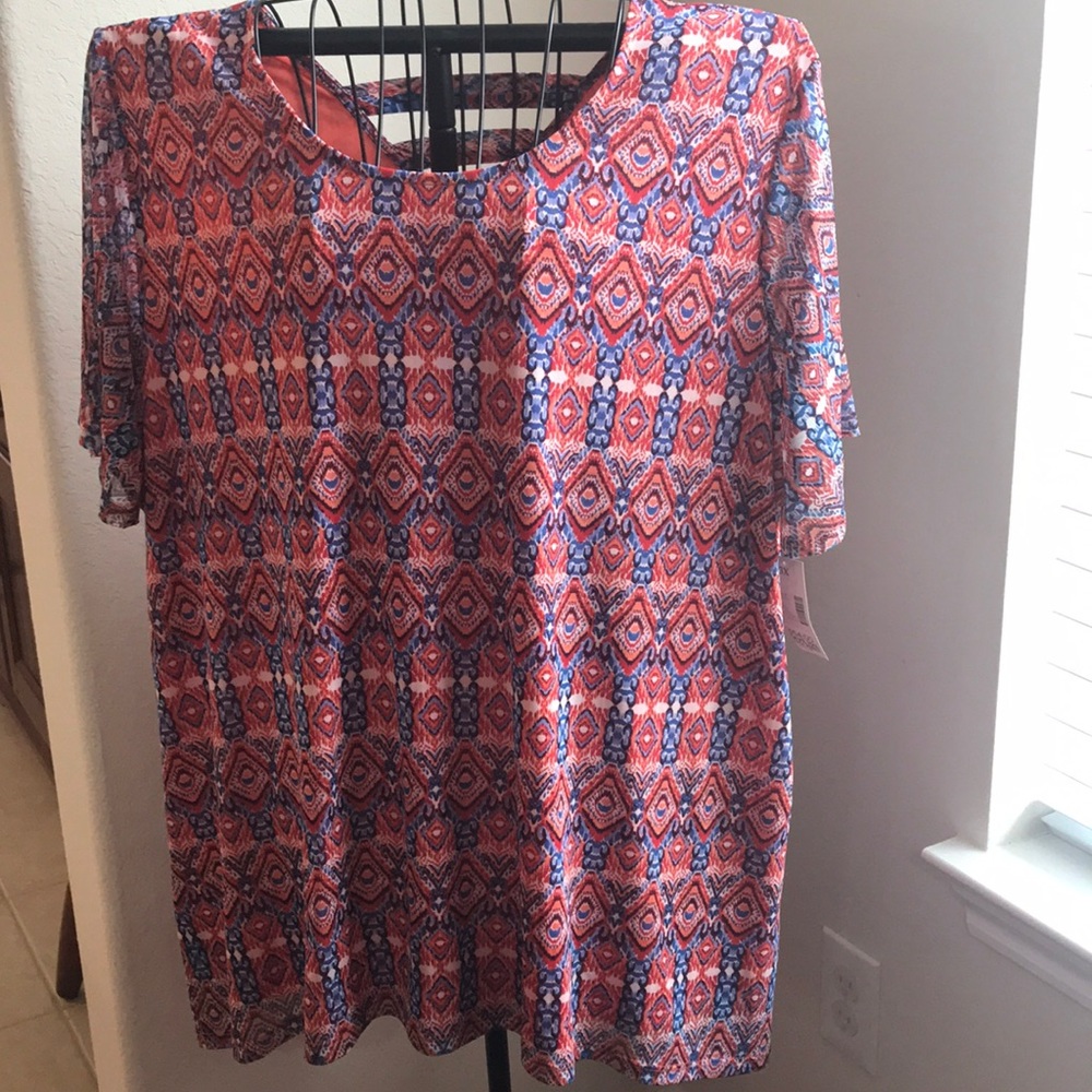 Catherine’s 3X Coral/Blue Top